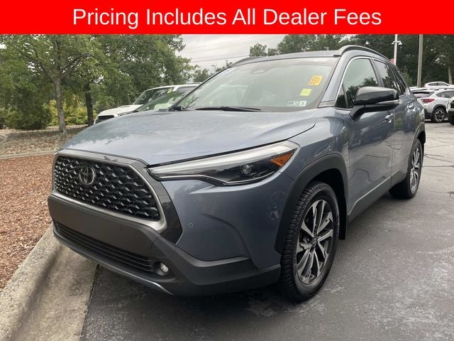 2025 Toyota Corolla Cross XLE
