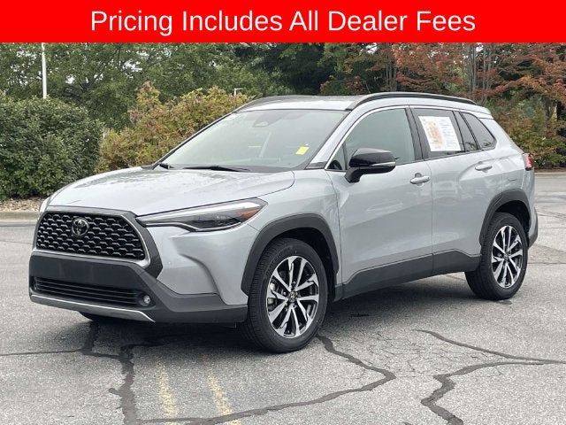2025 Toyota Corolla Cross XLE