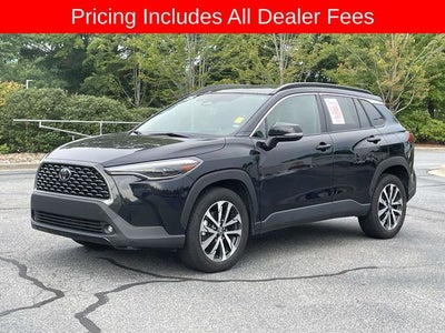 2025 Toyota Corolla Cross XLE