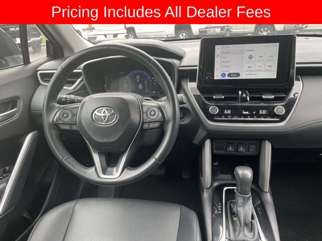 2025 Toyota Corolla Cross XLE