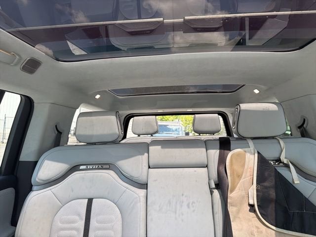 2023 Rivian R1S Adventure