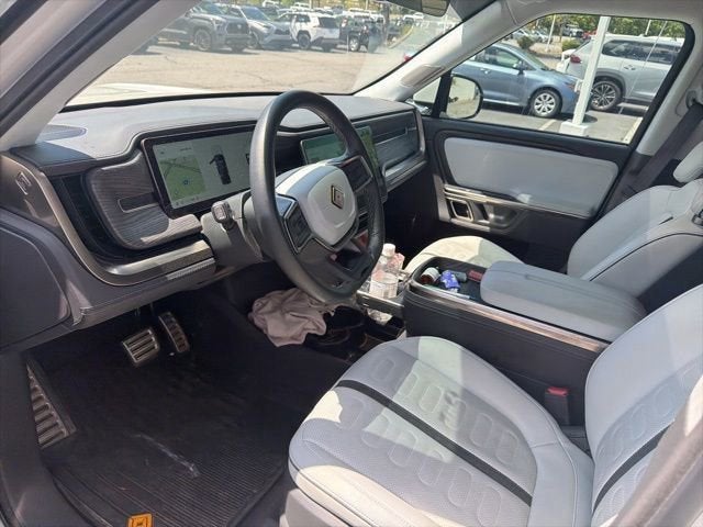 2023 Rivian R1S Adventure