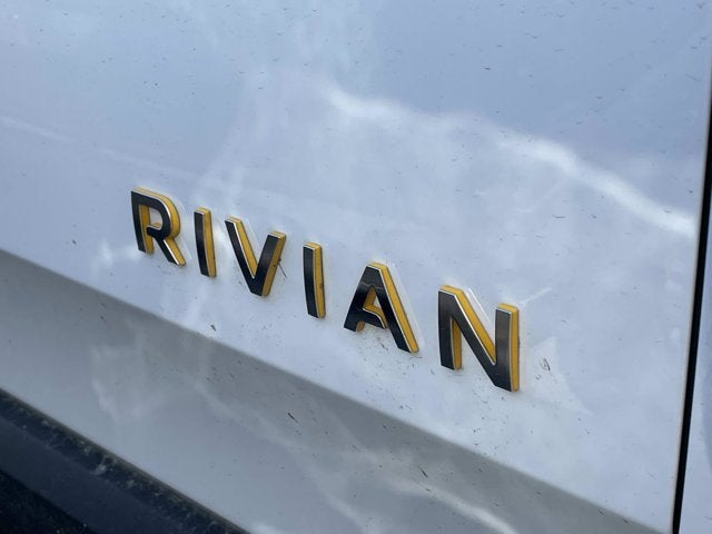 2023 Rivian R1S Adventure