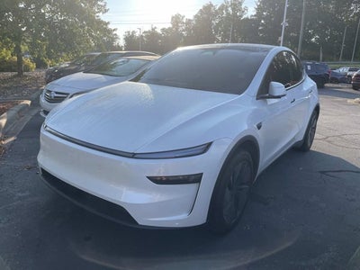 2026 Tesla Model Y Premium