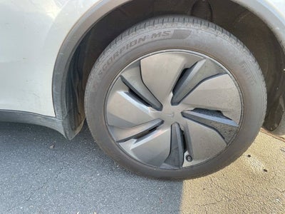 2026 Tesla Model Y Premium