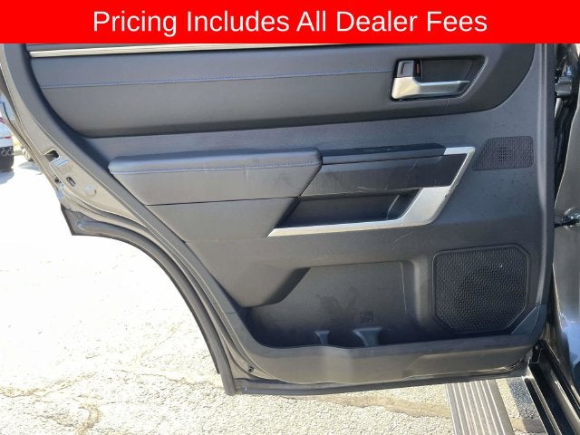 2023 Toyota Sequoia Hybrid Platinum
