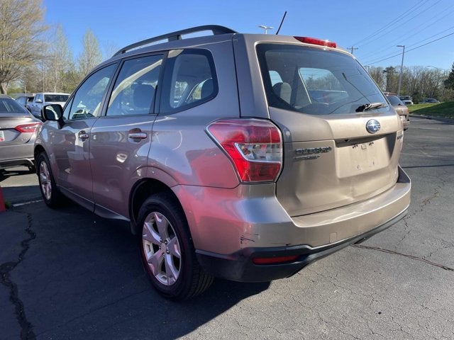 2015 Subaru Forester 2.5i