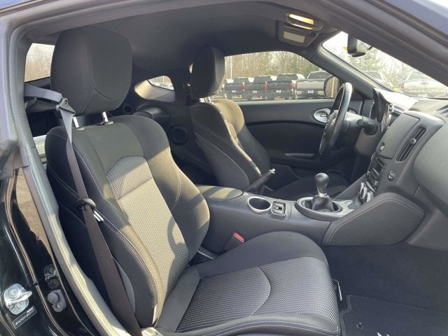 2020 Nissan 370Z Base