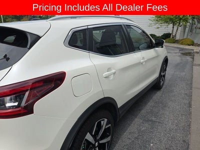 2022 Nissan Rogue Sport SL