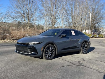 2025 Toyota Crown XLE