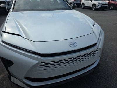 2025 Toyota Crown Signia Limited