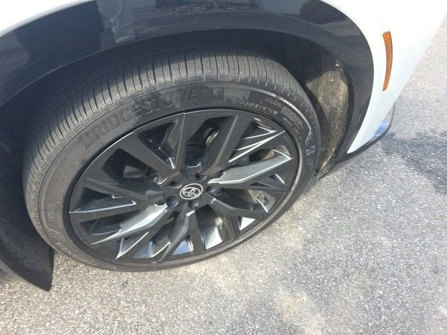 2025 Toyota Crown Signia Limited