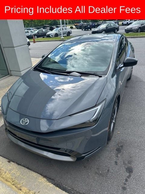 2025 Toyota Prius XLE