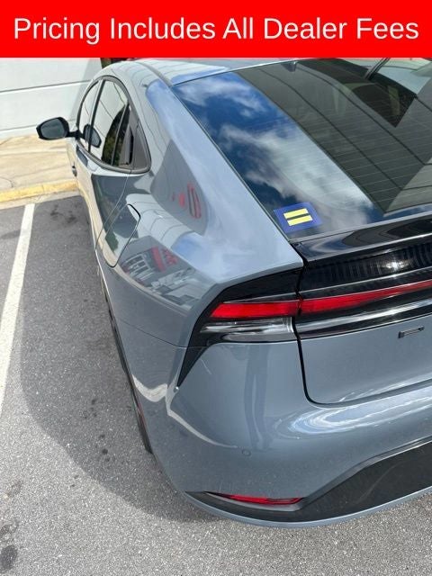 2025 Toyota Prius XLE