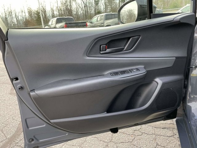 2025 Toyota Prius LE