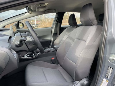 2025 Toyota Prius LE