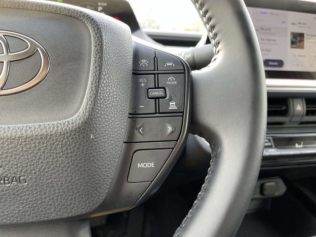 2025 Toyota Prius LE