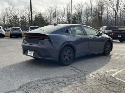 2025 Toyota Prius LE
