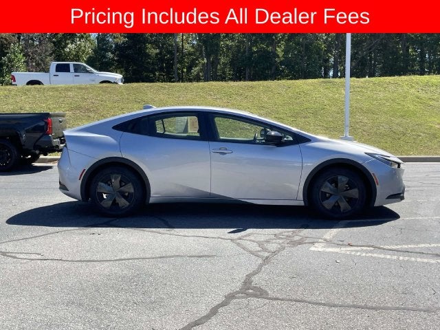 2025 Toyota Prius LE