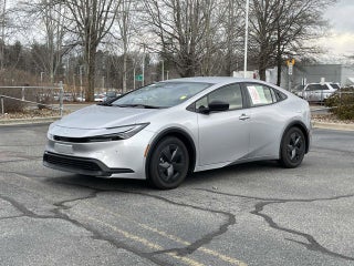 2025 Toyota Prius LE