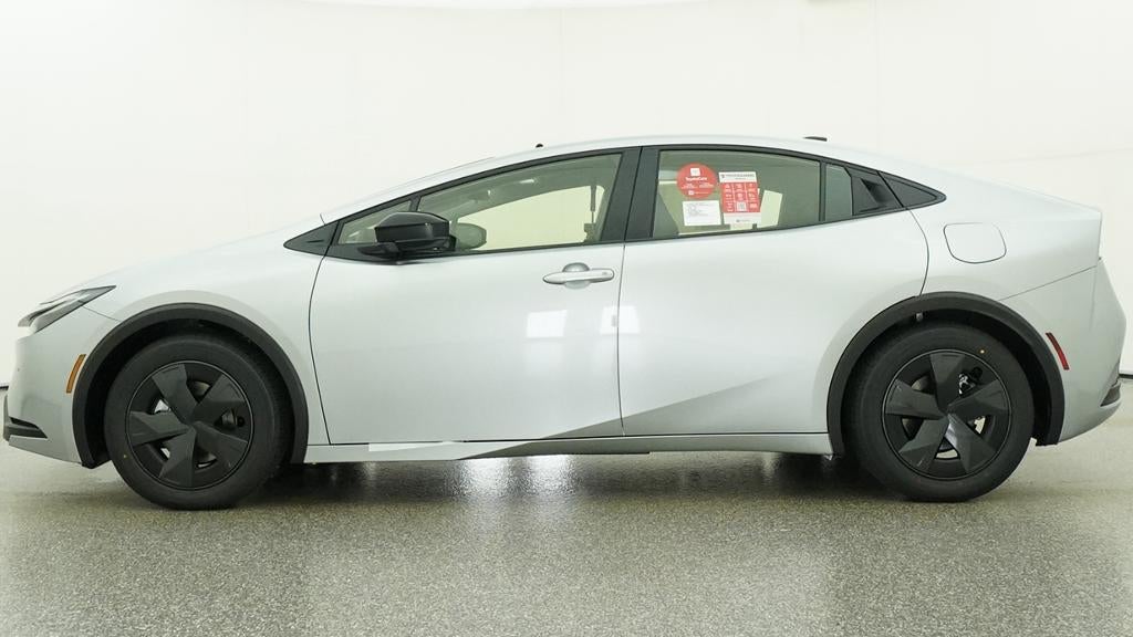 2027 Toyota Prius Plug-in Hybrid SE