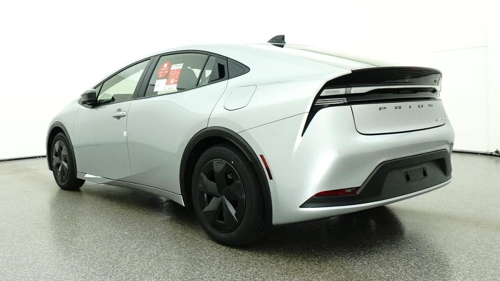2027 Toyota Prius Plug-in Hybrid SE