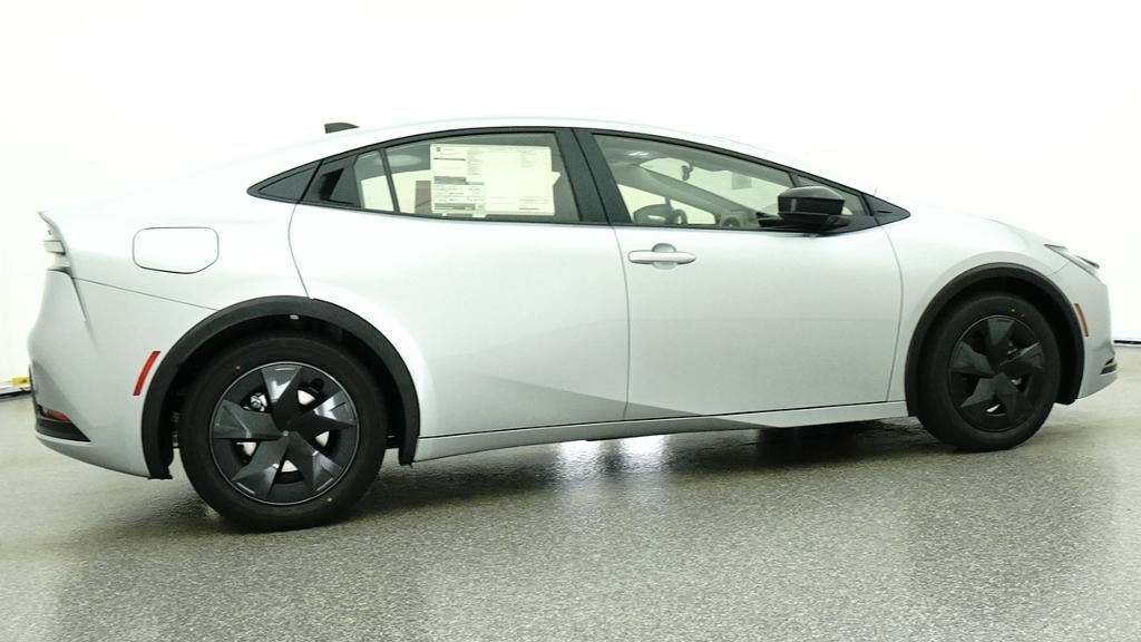 2027 Toyota Prius Plug-in Hybrid SE