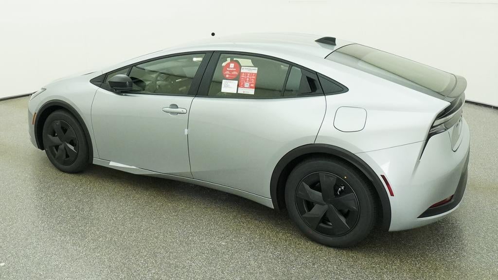 2027 Toyota Prius Plug-in Hybrid SE