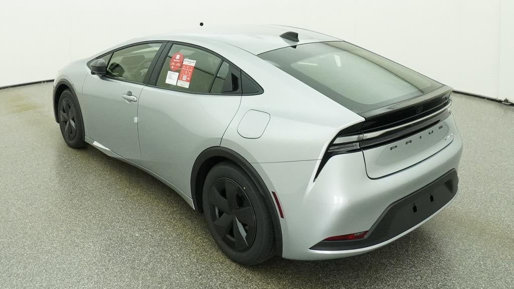 2027 Toyota Prius Plug-in Hybrid SE