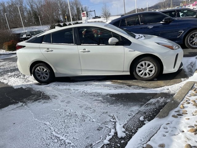 2019 Toyota Prius L