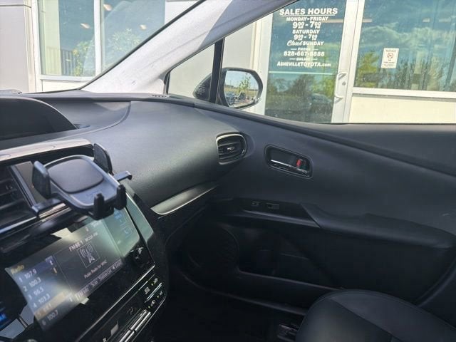 2019 Toyota Prius XLE AWD-e