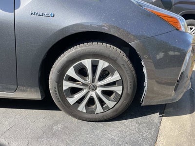 2019 Toyota Prius XLE AWD-e