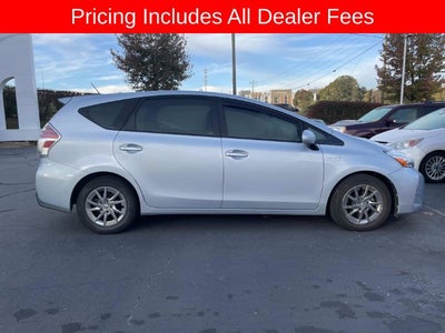 2016 Toyota Prius v Three