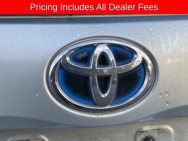 2016 Toyota Prius v Three