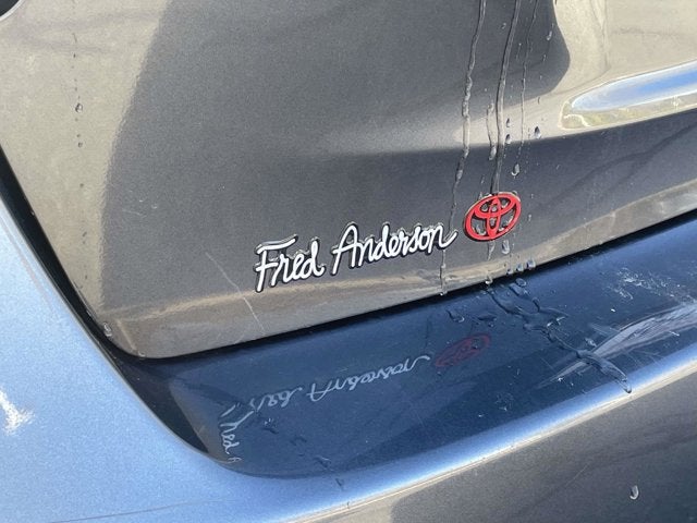 2016 Toyota Prius v Four