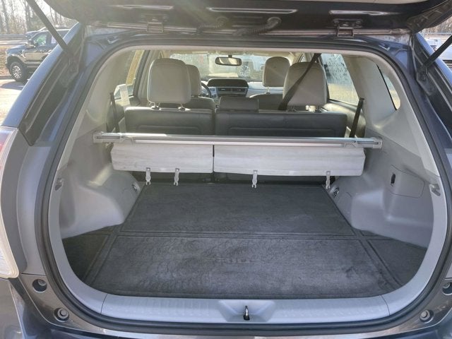 2016 Toyota Prius v Four