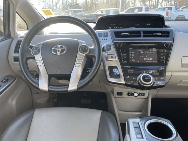 2016 Toyota Prius v Four