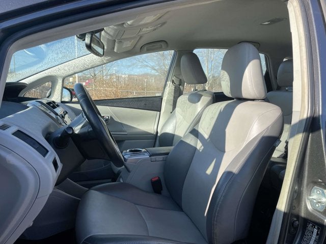 2016 Toyota Prius v Four