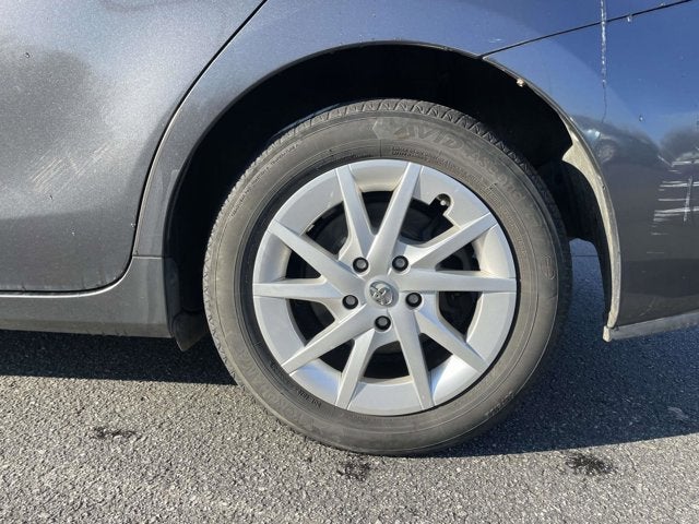 2016 Toyota Prius v Four