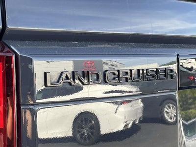 2024 Toyota LAND CRUISER Base