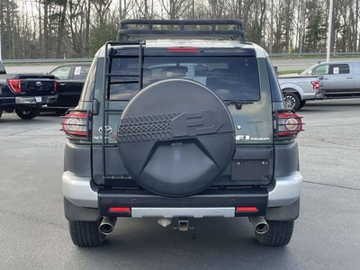 2014 Toyota FJ Cruiser Base