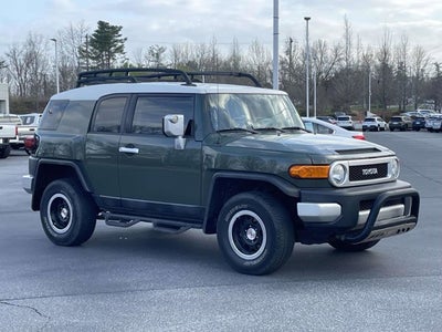 2014 Toyota FJ Cruiser Base