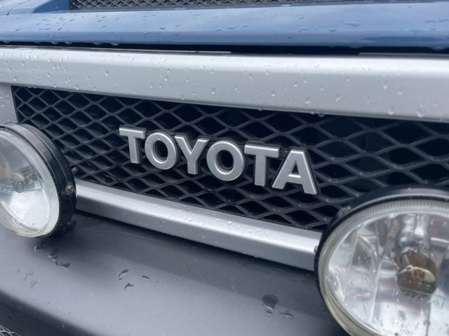 2012 Toyota FJ CRUISER Base