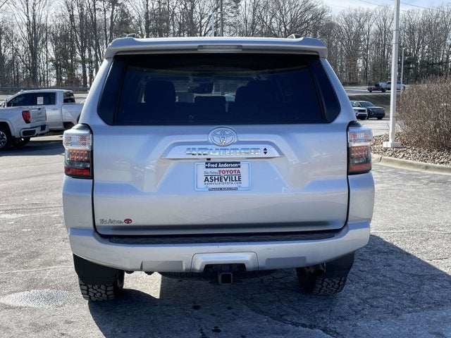 2024 Toyota 4Runner SR5