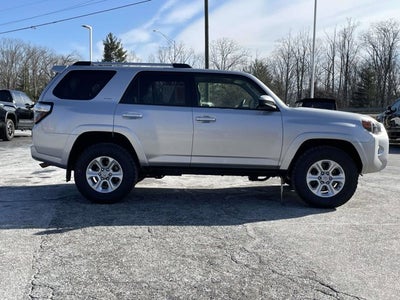2024 Toyota 4Runner SR5
