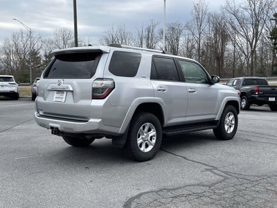 2022 Toyota 4Runner SR5