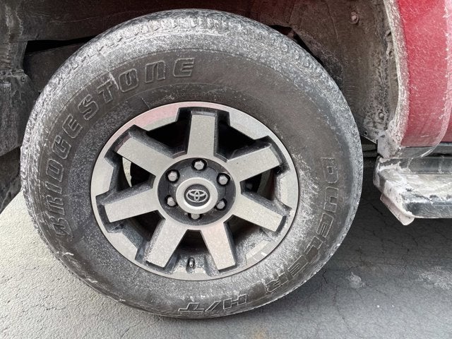 2024 Toyota 4Runner TRD Off-Road