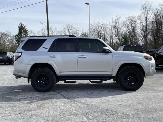 2021 Toyota 4Runner TRD Off-Road