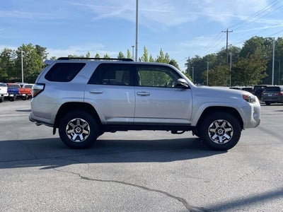 2024 Toyota 4RUNNER TRD Off-Road Premium