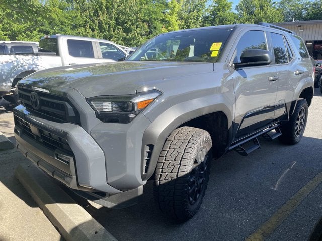 2026 Toyota 4Runner SR5 4WD's photo